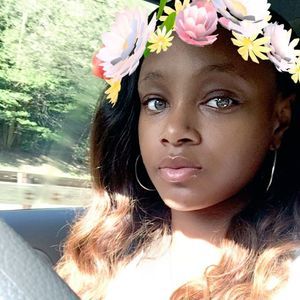 Meet your Posher, Mya